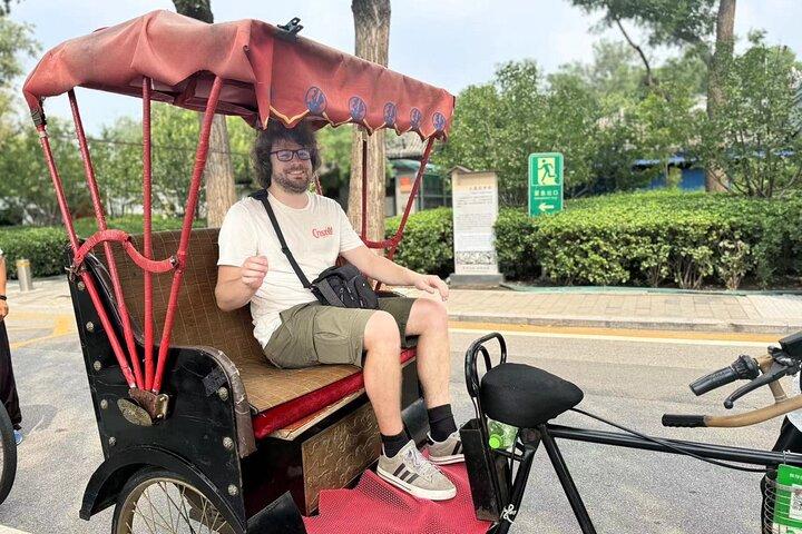 Beijing Half Day: Old Hutong Rickshaw Tour with Peking Duck Lunch
