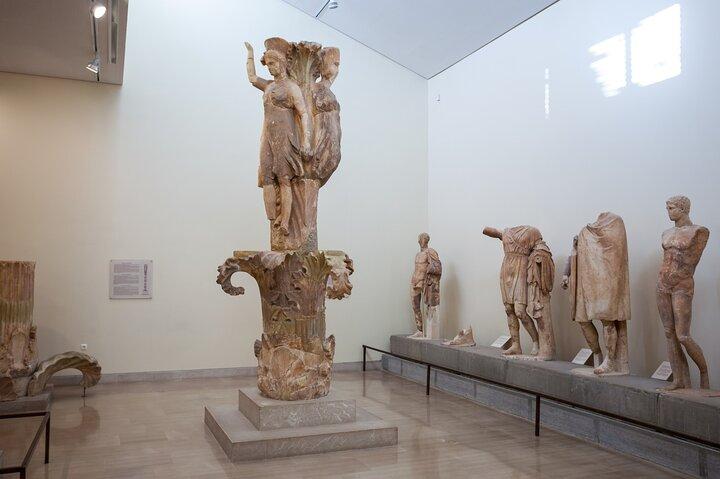 Private Luxury Tour: Delphi & Galaxidi – From Oracle to the Sea