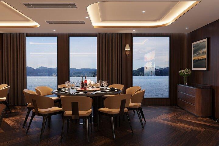 Luna Cruise - The Ultimate Luxury Day Cruise in Halong Bay