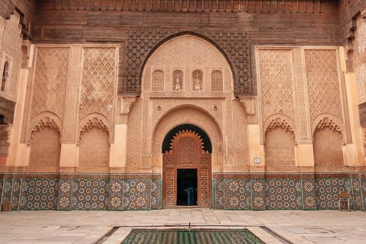 Marrakech Highlights : Palaces, Medina & Souks with Local Expert