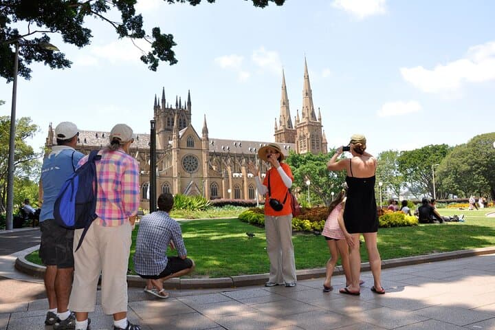 Sydney Walking Tour including The Rocks (small group)