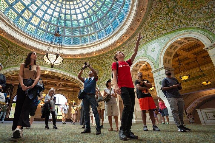 Chicago in a Day Walking Tour: Food, History & Architecture