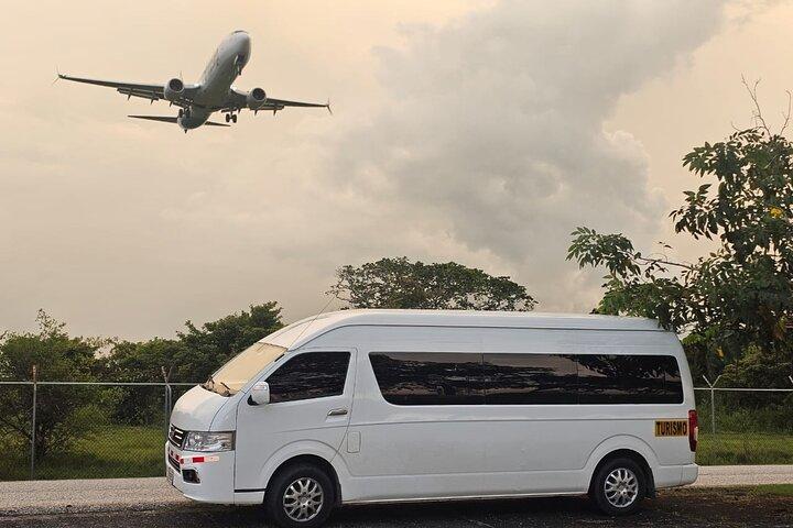Private Transportation From Playas Del Coco To Tamarindo