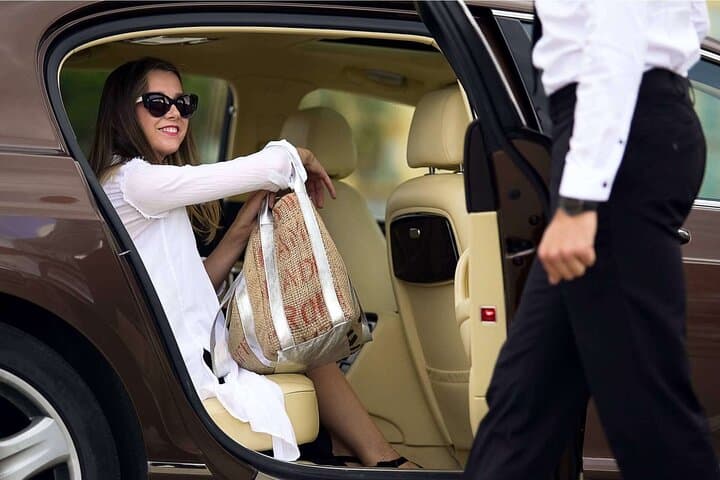 Private Transfer Naples City Centre (Airport, Hotel, Port, Train Station)