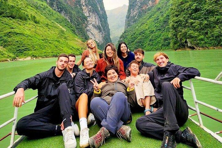 Hanoi: Private Ha Giang Loop 3-Day by Car with local, ethnic life