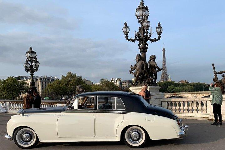 Paris Picturesque Romanic Luxury Vintage Rolls Royce Tour