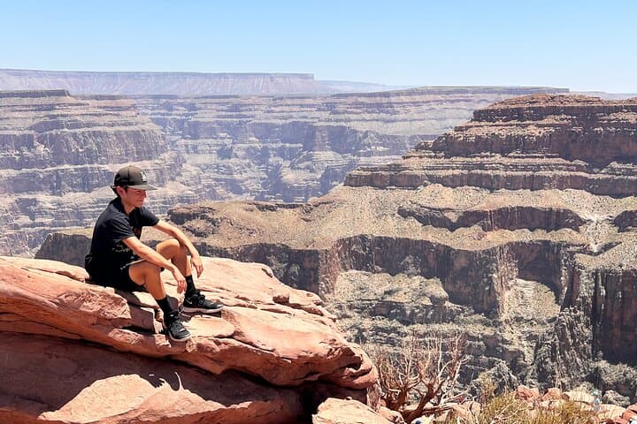 Small Group Grand Canyon Skywalk & Hoover Dam Tour