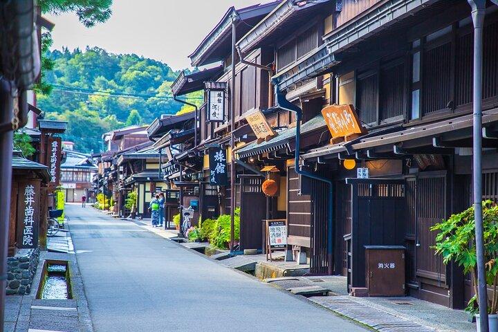 One Way Bus from Takayama to Kawaguchiko