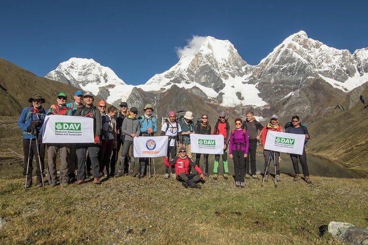 Cordillera Huayhuash Classic Trek – 8 Days & 7 Nights