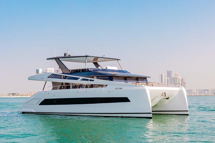 Dubai Marina 2 hours Luxury Yacht Sightseeing Cruise