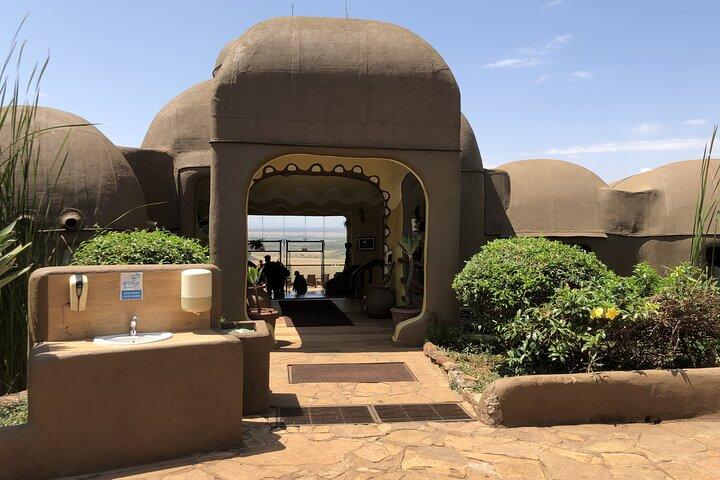 Nairobi to Masai Mara and Masai Village Day Trip