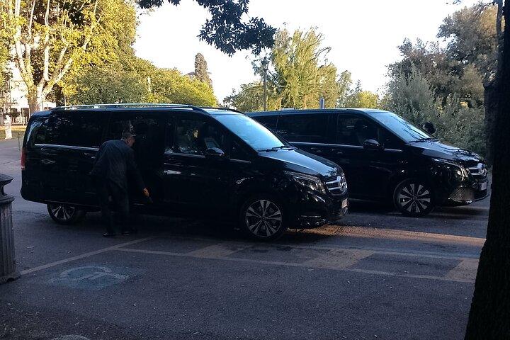 Rome Airport Luxury Minivan Transfer