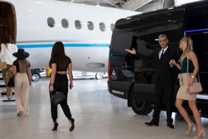 Private Airport Transfer to and From Sydney CBD