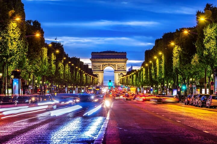 Paris Half Day Private Sightseeing Tour with a Driver