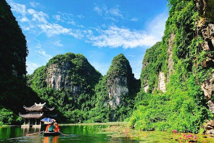 Hoa Lu - Tam Coc Luxury Day Tour