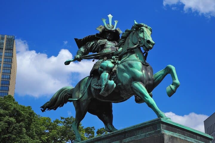 Tokyo Imperial Palace and Heritage of Edo Castle Private Tour