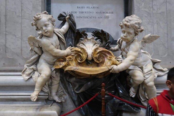 St Peter’s Basilica Tour with Official tour Guides
