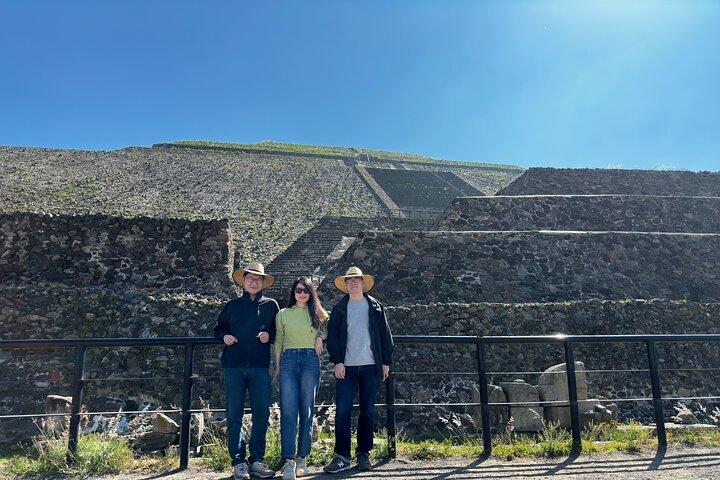 Teotihuacan Tour with Basilica of Guadalupe & Tlatelolco