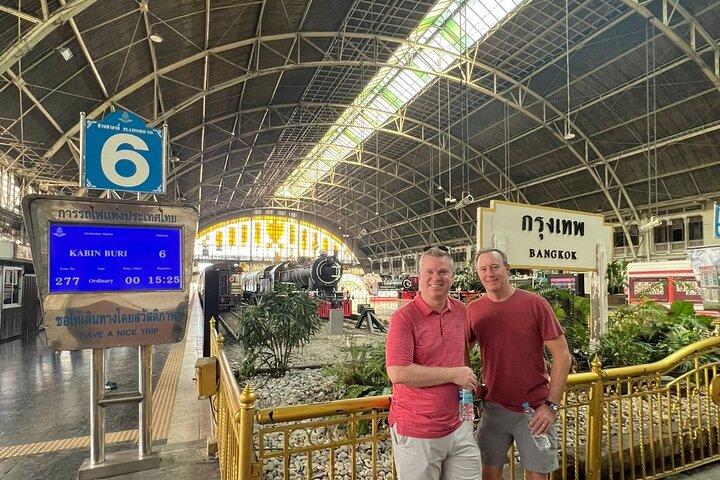 Bangkok Electric Tuk Tuk Tour with Local Guide