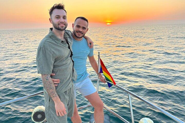 Puerto Vallarta: Gay Luxury Sunset Cruise with Premium Open Bar