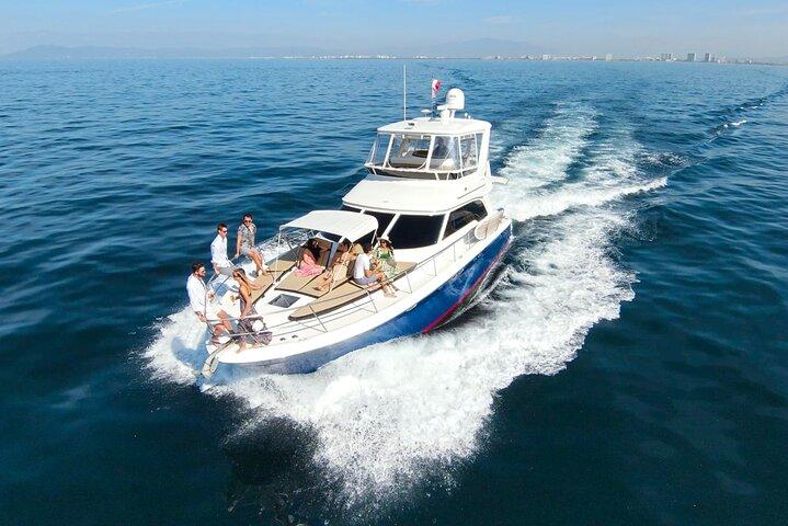 Puerto Vallarta: Gay Luxury Sunset Cruise with Premium Open Bar
