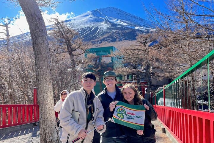 Mt Fuji and Hakone 1-Day Bus Tour Return by Bus