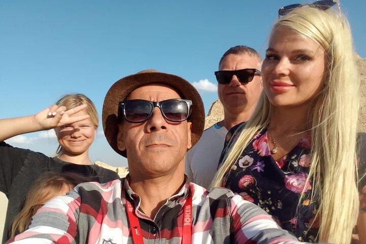 Private Full Day Tour to Giza Pyramids, Citadel & Egyptian Museum