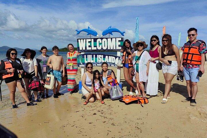 Full-Day Puerto Princesa Honda Bay Island Hopping Tour