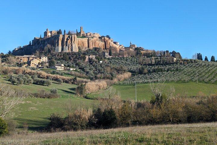 Orvieto & Civita E-Bike Tour w/ Private VIP Transfer from Rome