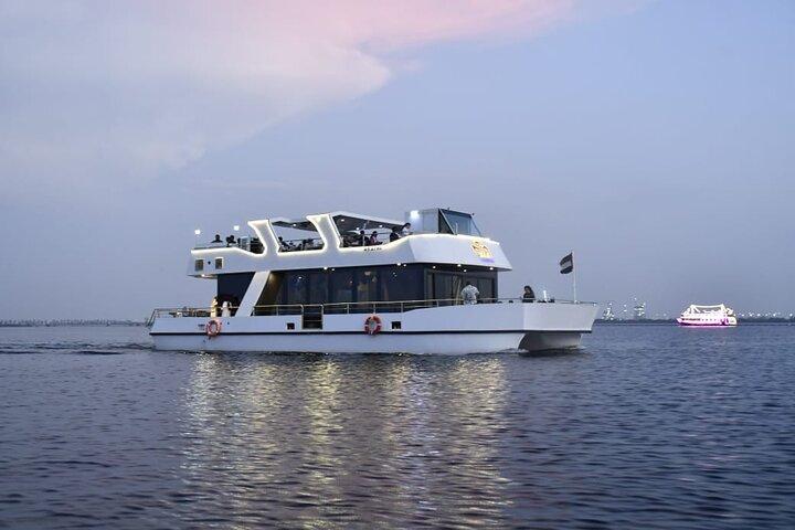 Dubai Water Canal Modern Yacht Cruise: Luxury, Scenic Views Await