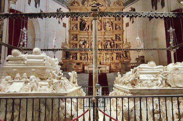 Granada: Cathedral and Royal Chapel Private tour with tickets