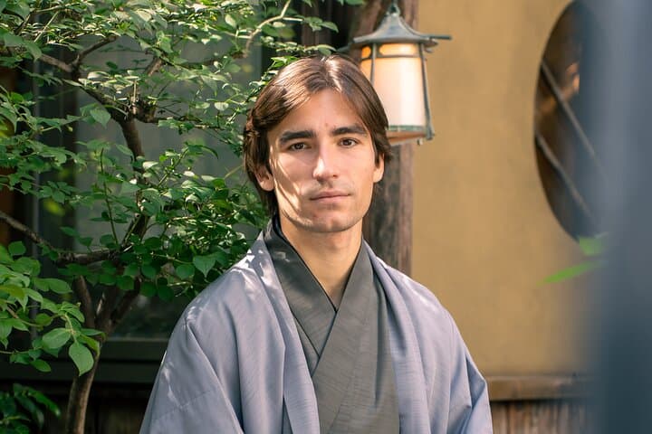 Asakusa Kimono Photography Tour (Private Option Available)