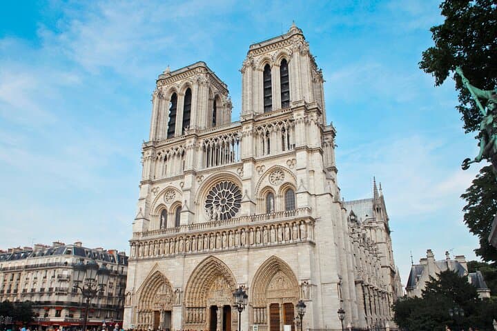 Paris History Walking Tour