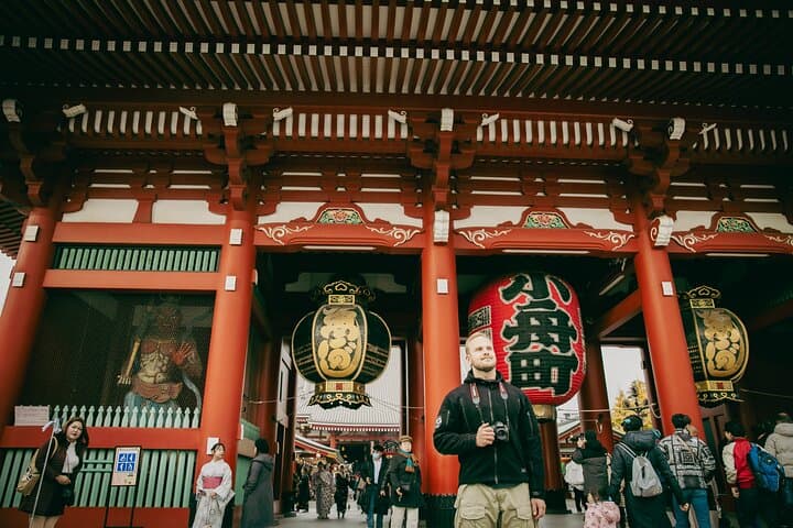 Private Tokyo Walking Tour with Local Guide