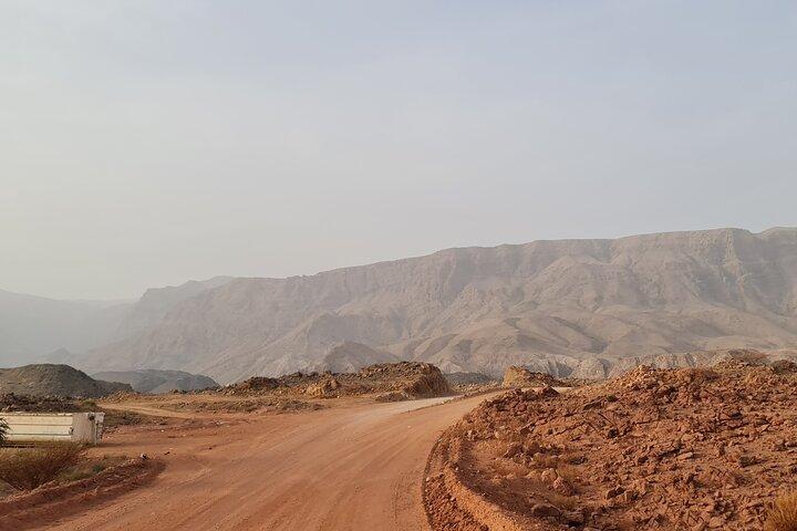 Full Day Wadi Al Arbeieen with Sinkhole and Fins Beach