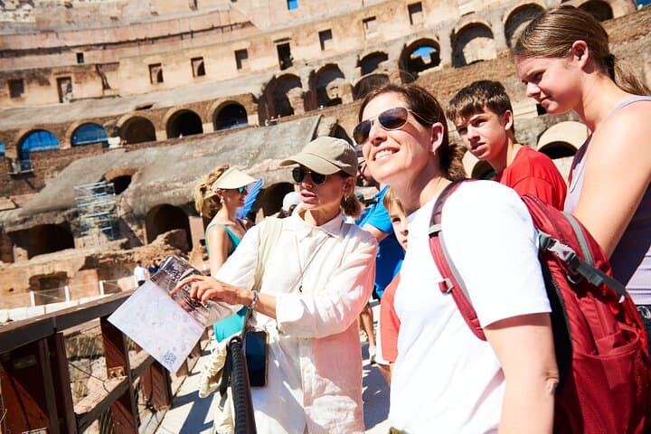 Rome: Colosseum Arena, Forum, Palatine Early Morning Private Tour