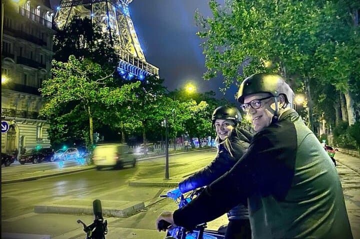 Night / Sunset Tour of Paris in Electric Bike