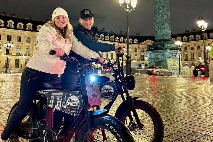 Night / Sunset Tour of Paris in Electric Bike