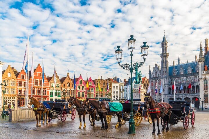 Private transfer from Amsterdam to Bruges, 2h Stop in Utrecht