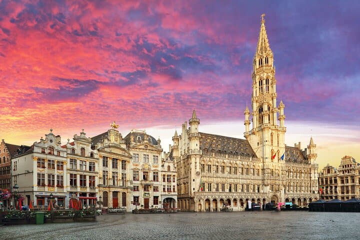 Private transfer from Amsterdam to Brussels, 2h Stop in Antwerp