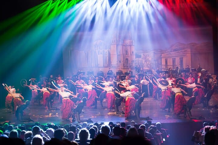 Small Group: Discover the Folkloric Ballet of Mexico