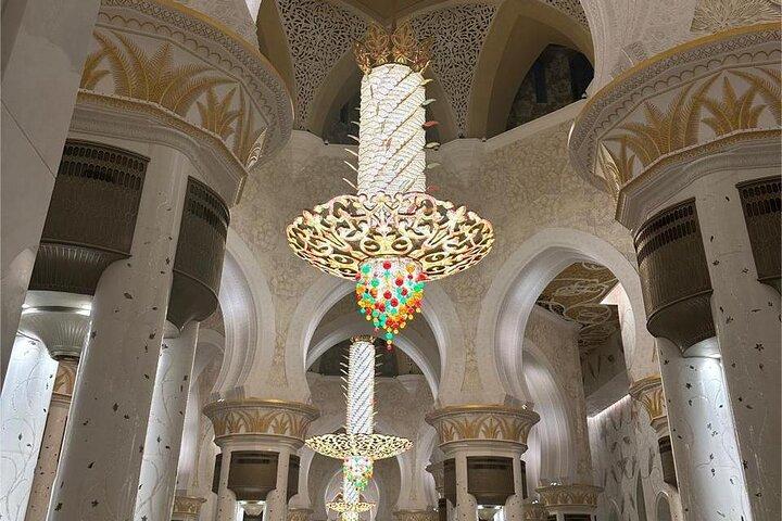 Abu Dhabi City Tour with Evening Desert Safari & BBQ Dinner