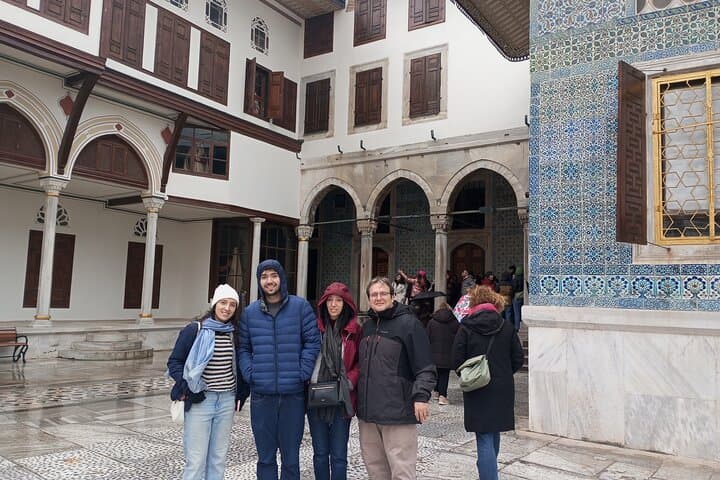 Topkapi Palace tour with Harem,guide is included,ticket is extra