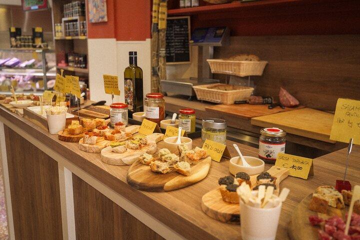 Food and Wine Experience in Bologna, Italy