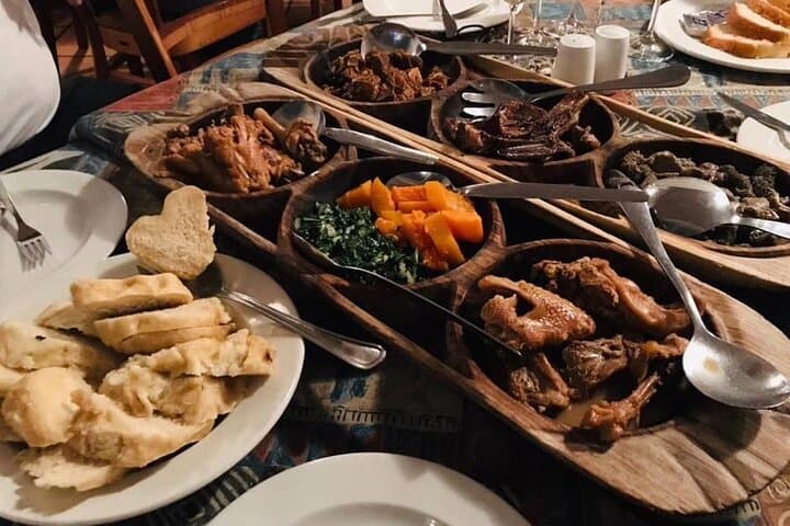 Cape Town Explorer's Delight: Culinary Walking Tour & Culture