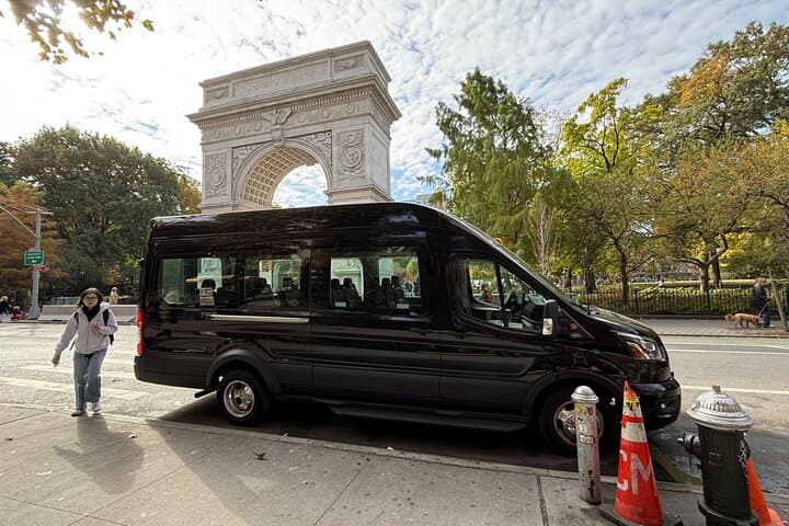 Private Transportation for Families and Groups in NYC 4 to 5 Hours