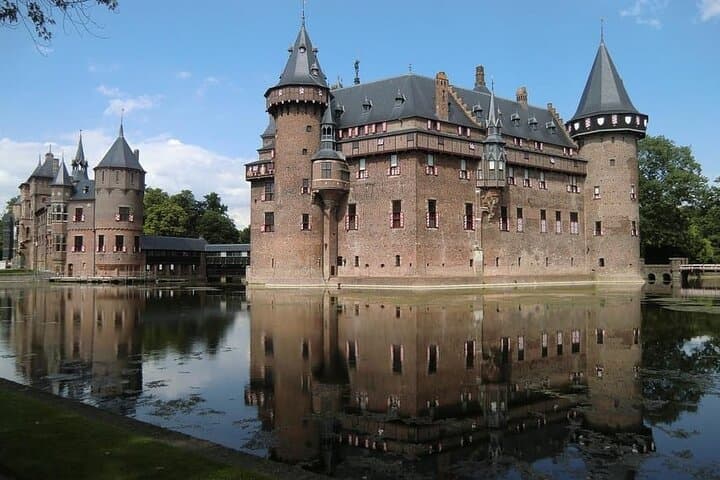 Private tour to Castle de Haar and Muiderslot from Amsterdam