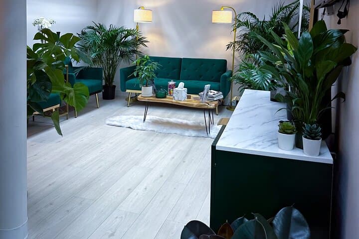 Couples Massage and Facial