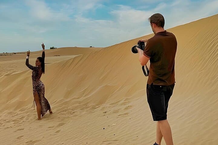 Dubai Desert Safari with Pro Photography