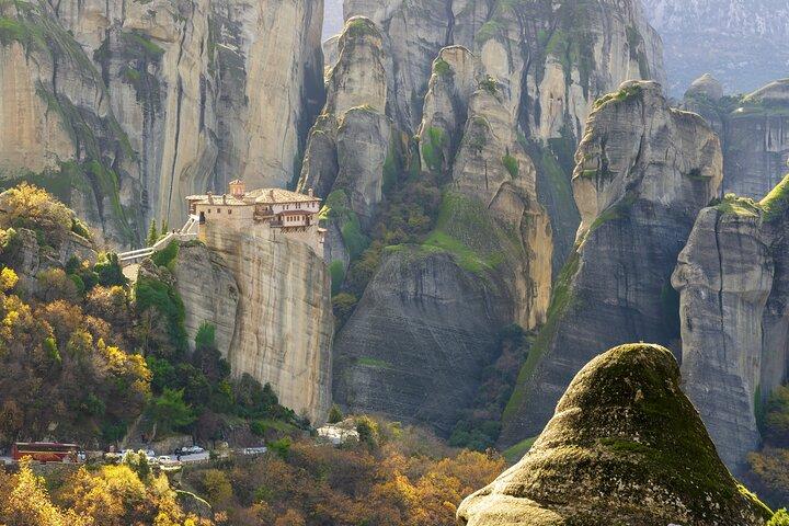 Meteora Full-Day Private Tour of Monasteries Scenic Landscapes